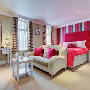 Luxury King Room